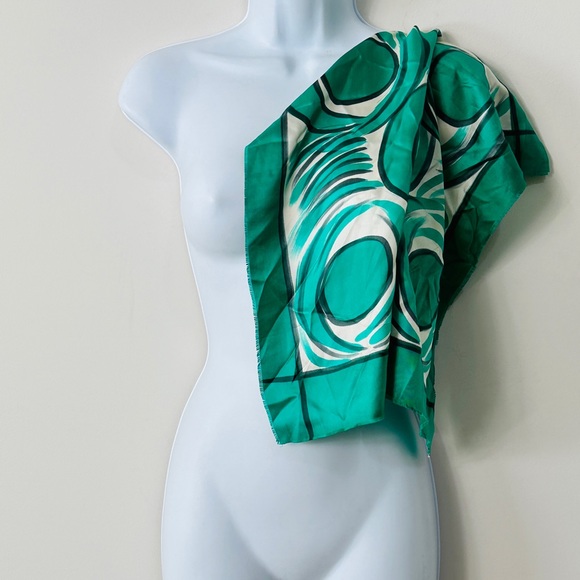 Vintage Green White & Black Fringe Edge Abstract Print Scarf - Picture 3 of 5